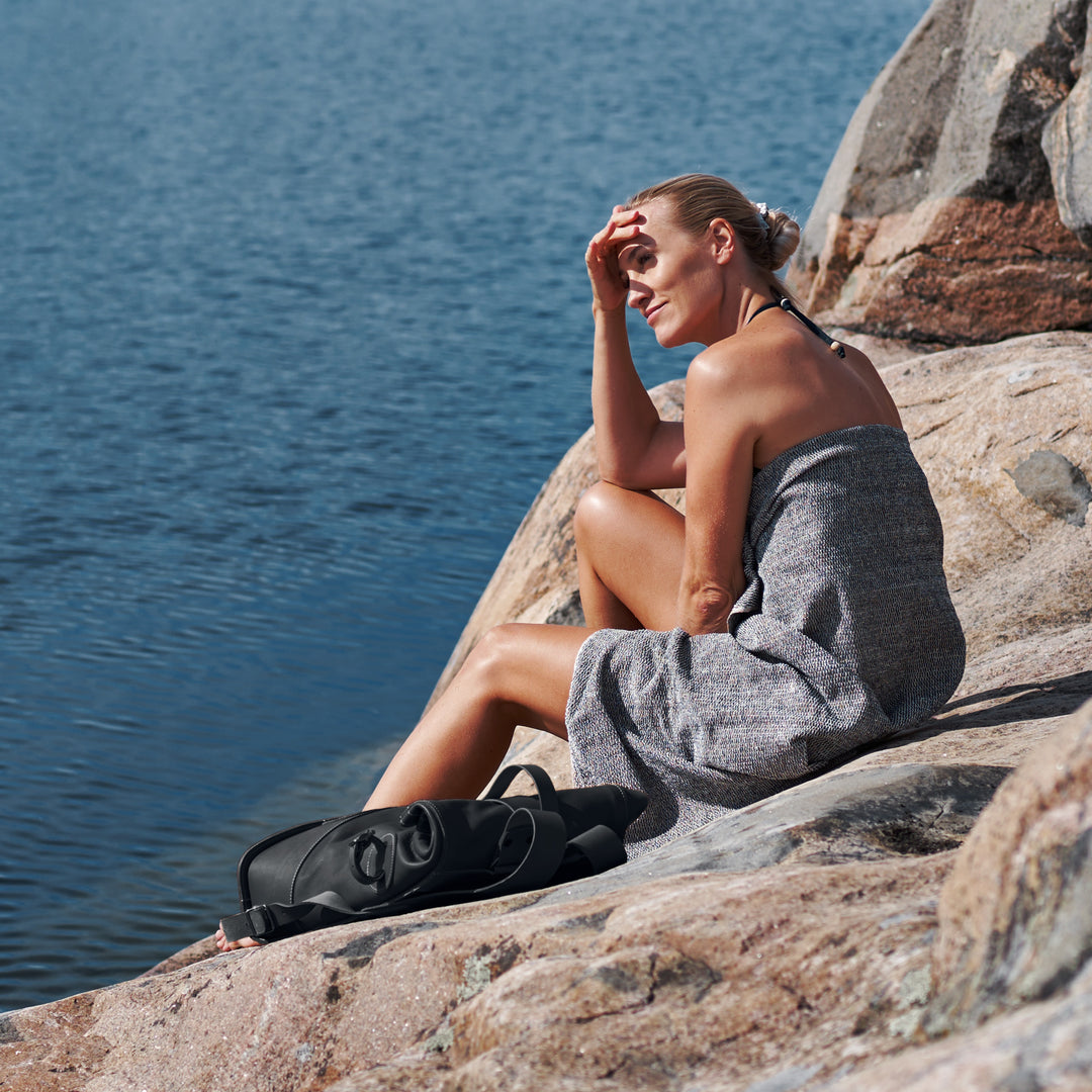 Black Small Fold Top – Leder Rucksack