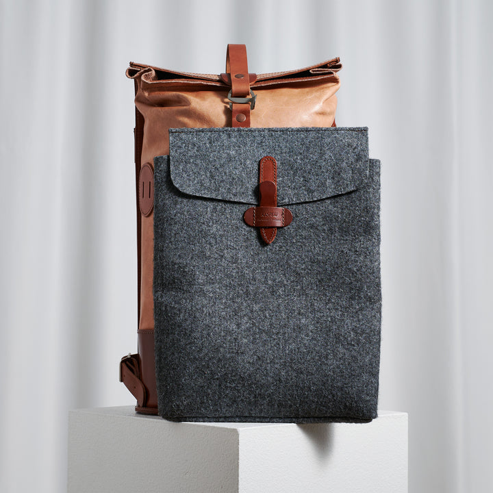 ORIGINALS: Small Fold Top – Walnut & Brown