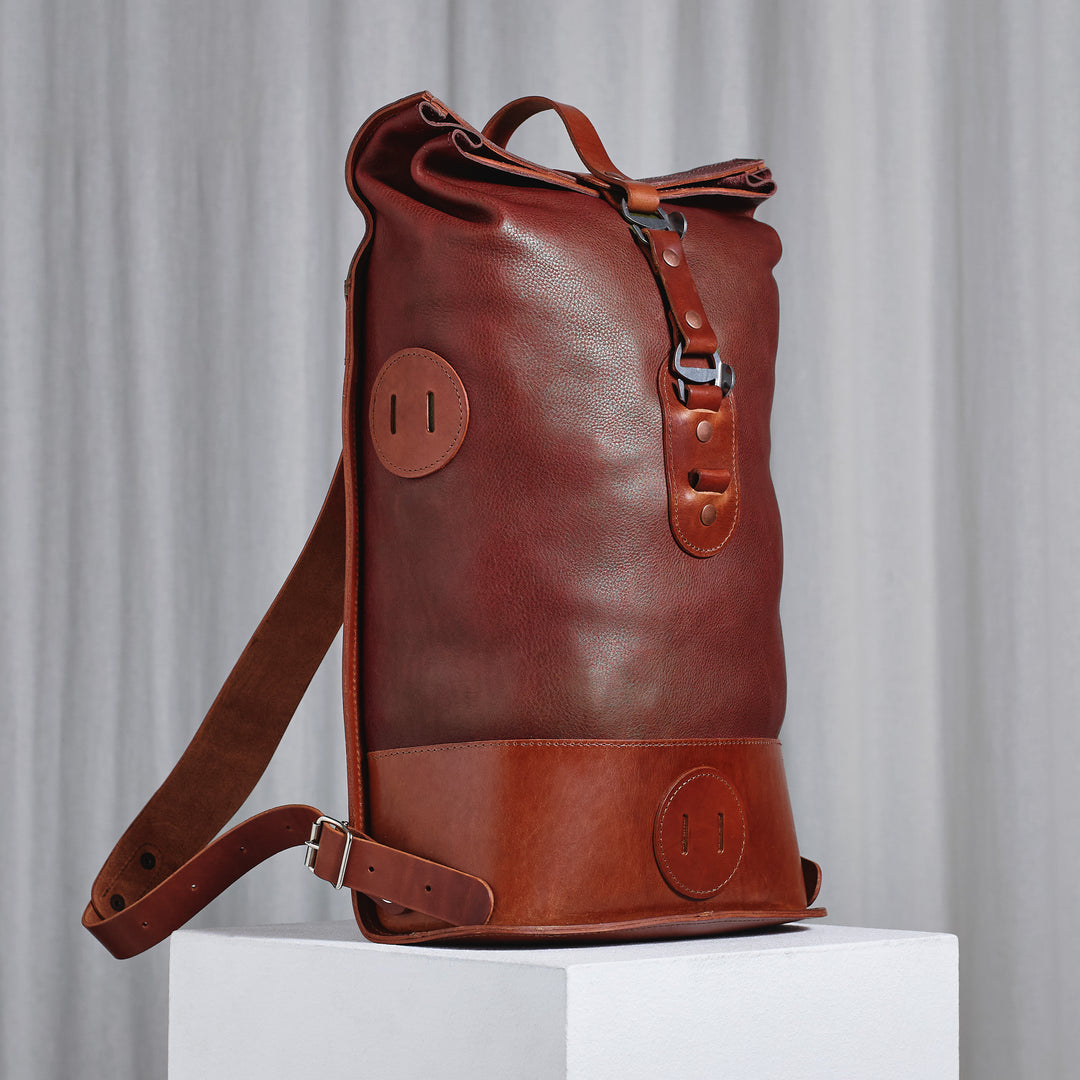 Précommande – Brown Small Fold Top – Sac à dos en cuir
