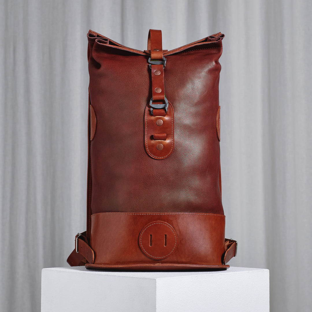 Précommande – Brown Small Fold Top – Sac à dos en cuir