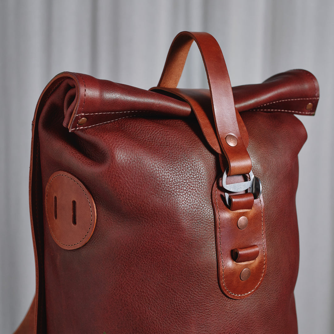 Précommande – Brown Small Fold Top – Sac à dos en cuir