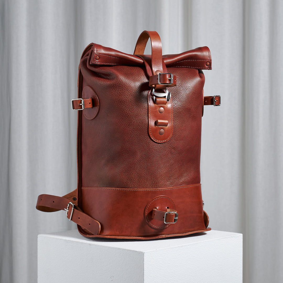 Précommande – Brown Small Fold Top – Sac à dos en cuir