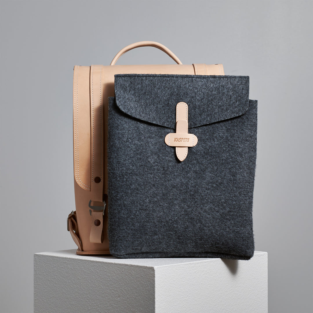 Originals: Der Large Backpack – in Ivory 