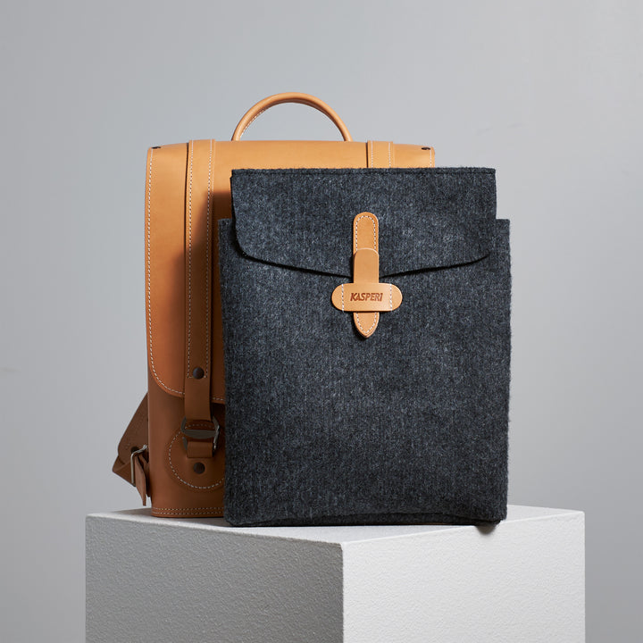 Originals: Small Backpack – Natural 