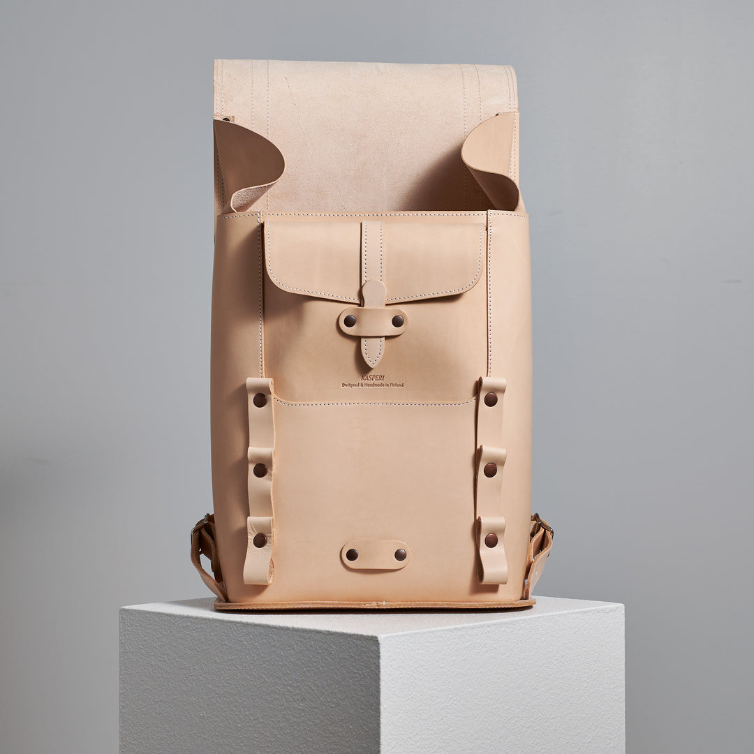 Originals: Der Large Backpack – in Ivory 