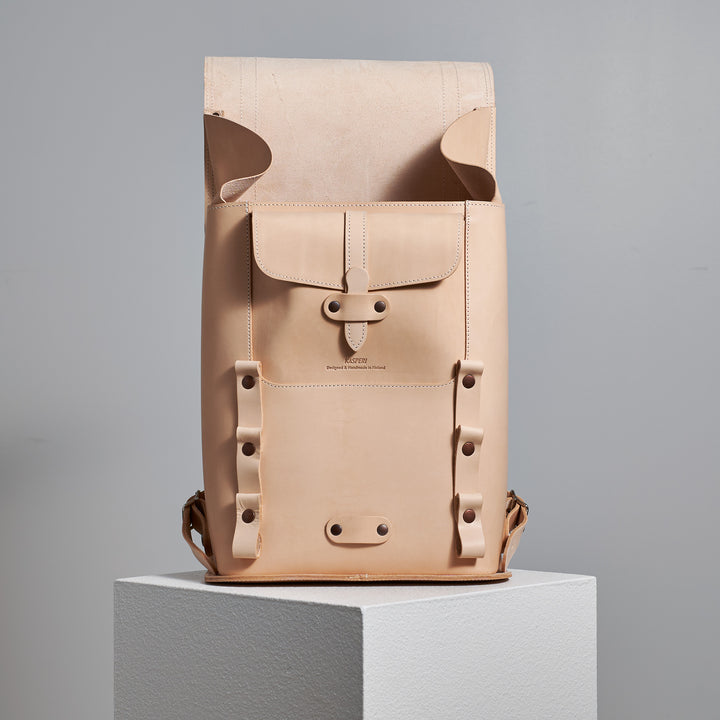 Originals: Der Large Backpack – in Ivory 