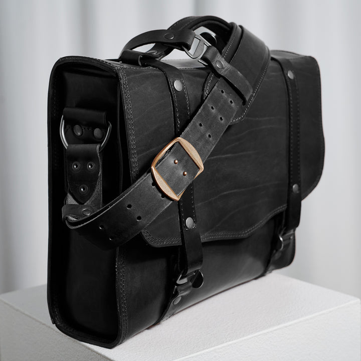 사전 주문 – Attaché – 블랙 가죽 사첼