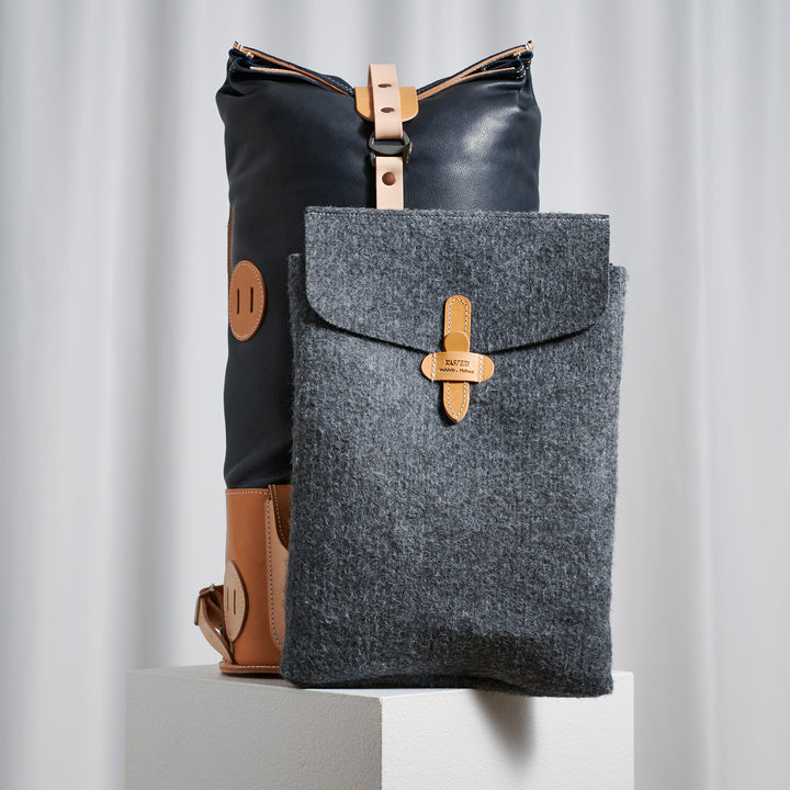Originals: Fold Top – Merensininen ja Luonnonvaalea 