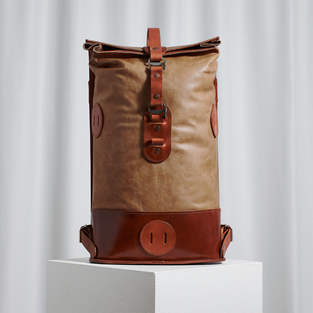 Small Fold Top – Leather Backpack in Walnut & Brown