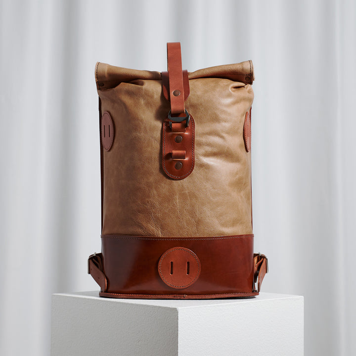 Small Fold Top – Leather Backpack in Walnut & Brown