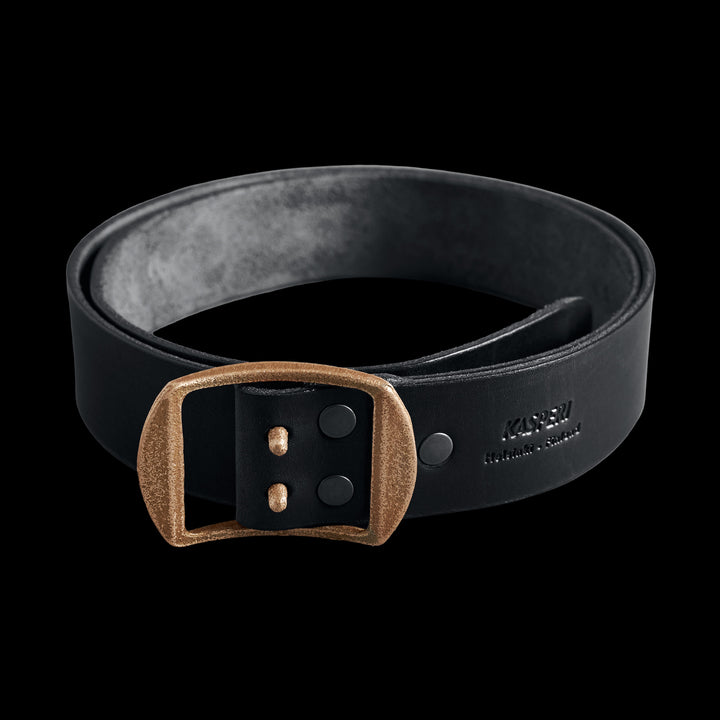사전 주문 – G.07 Black Field Belt – 평생 사용할 수 있는 벨트