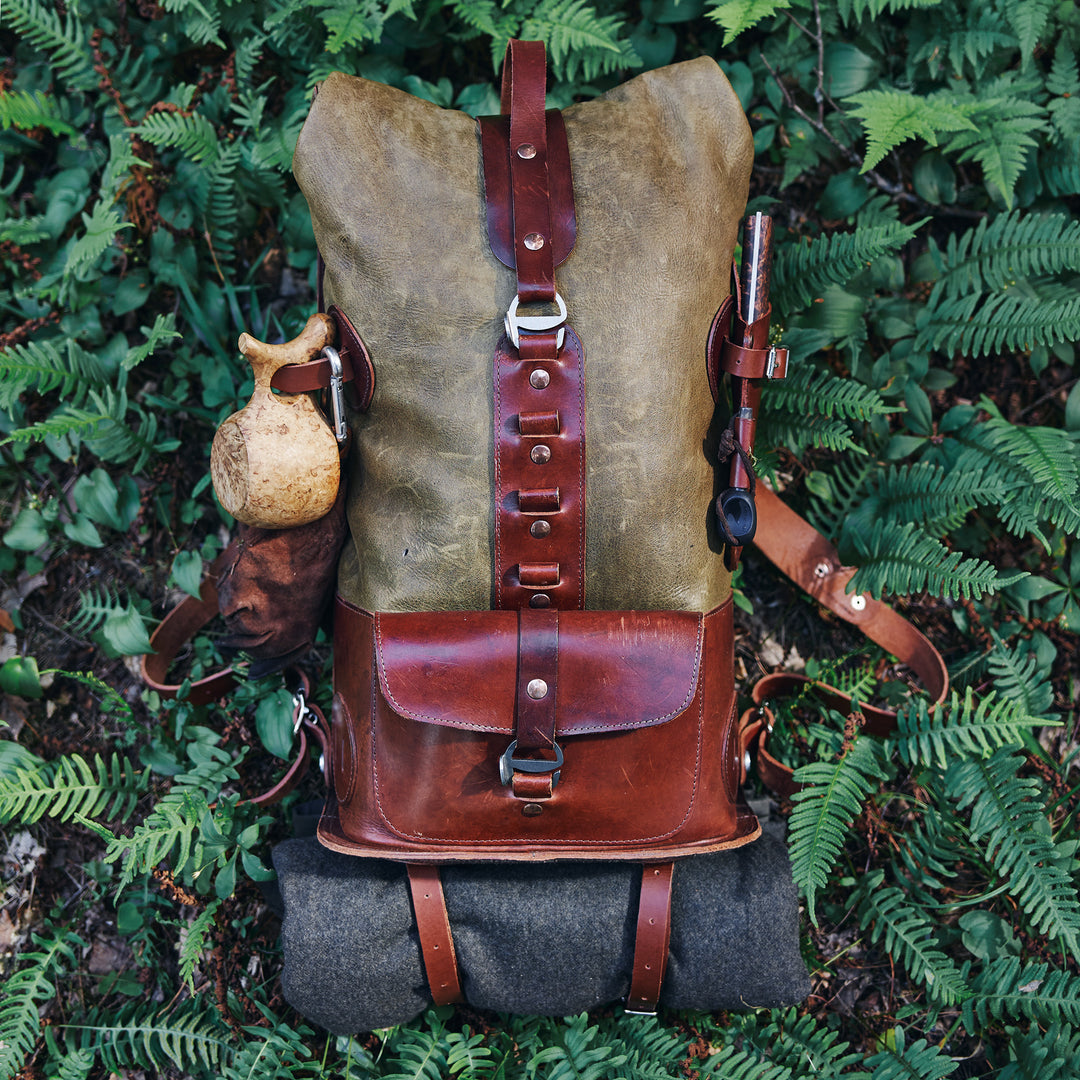 Specials S.03 - Moss Green Queue blanche Fold Top Sac à dos