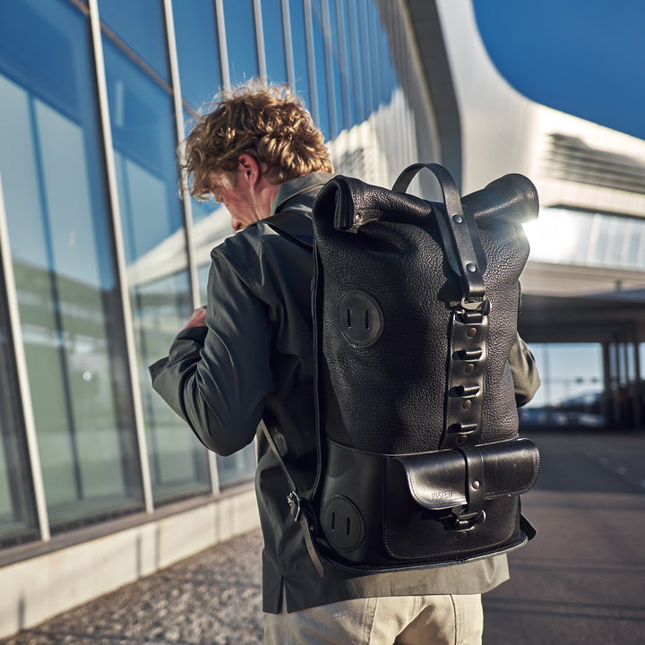 ORIGINALS: La nouvelle Fold Top - Black Yak