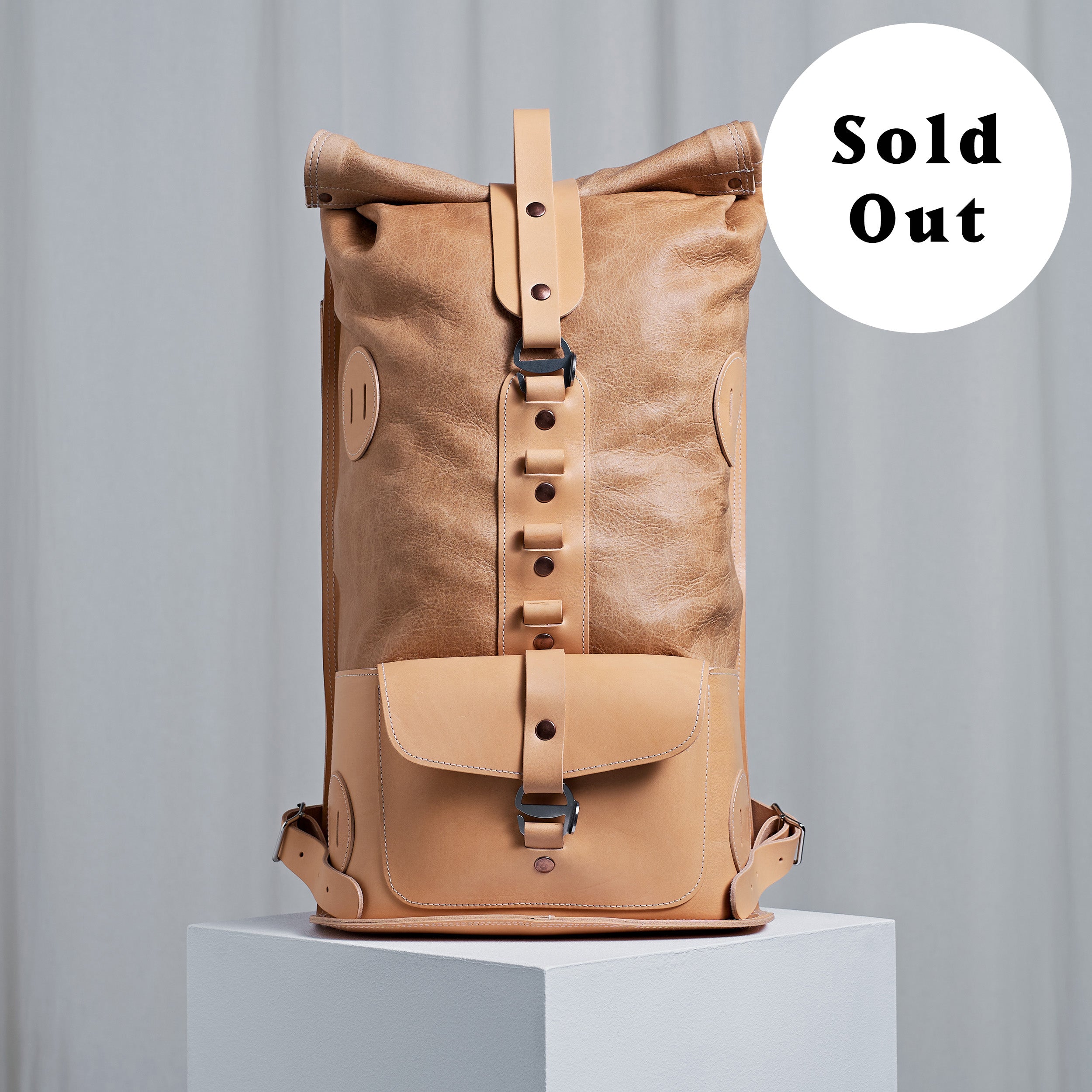 Specials S.04 Fold Top - A backpack for life in natural whitetail