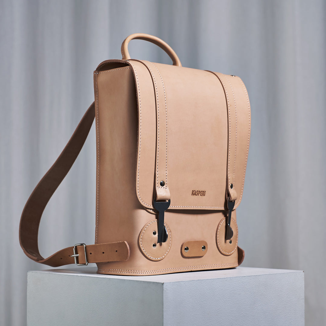 Specials S.02 Sac à dos, petit en Natural Couleur Tan